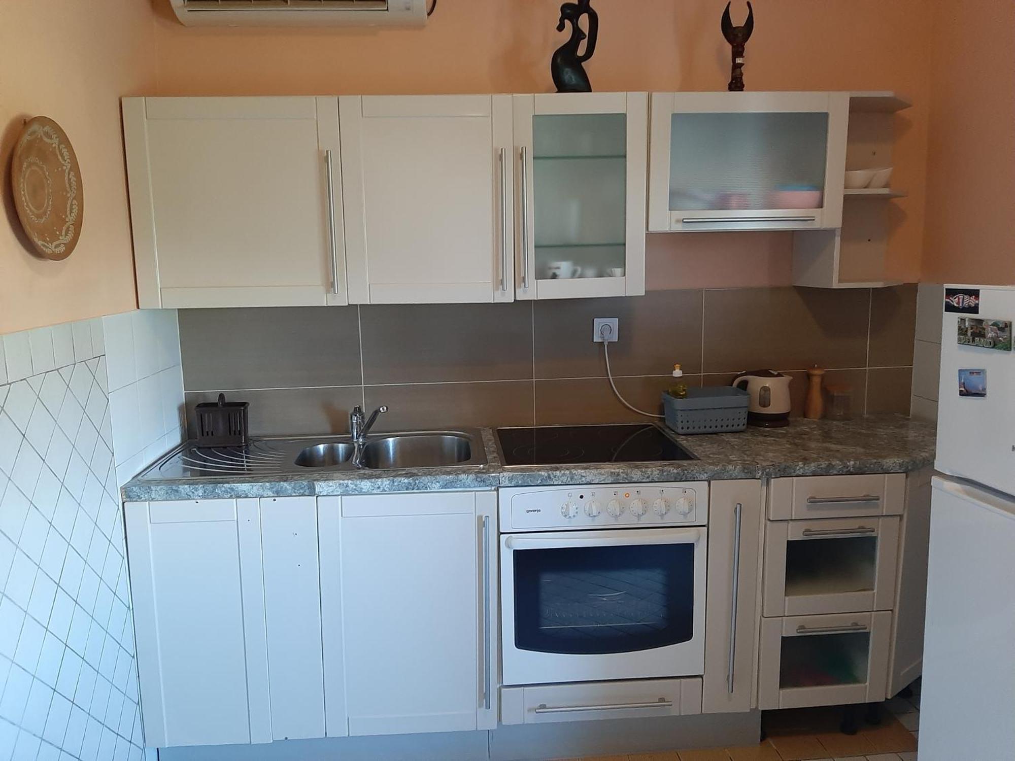 Apartmani Marija Povljana Ruang foto