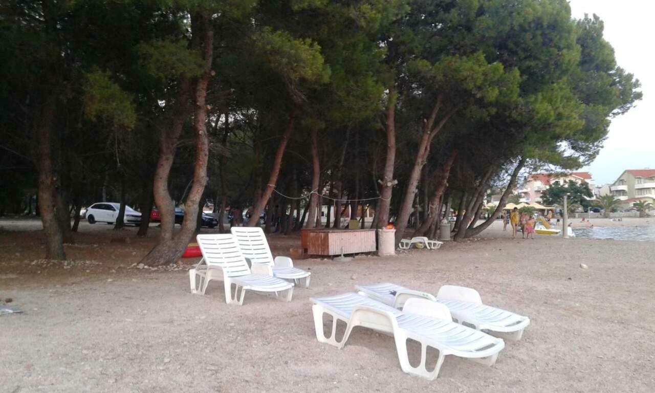 Apartmani Marija Povljana Bagian luar foto